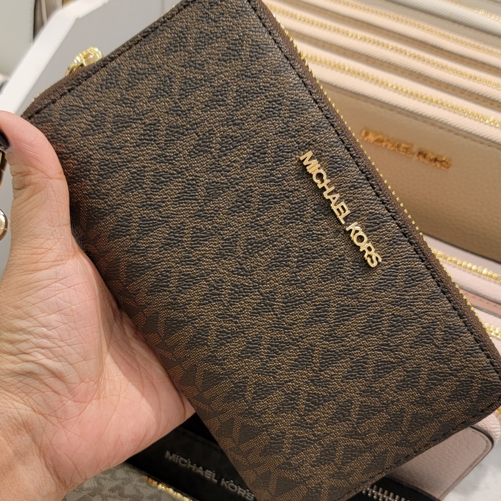 MK PHONE WALLET